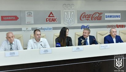 Нагородження найкращої спортсменки та тренерів червня-2018-36765