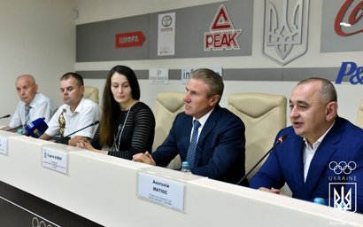 Нагородження найкращої спортсменки та тренерів червня-2018-36775